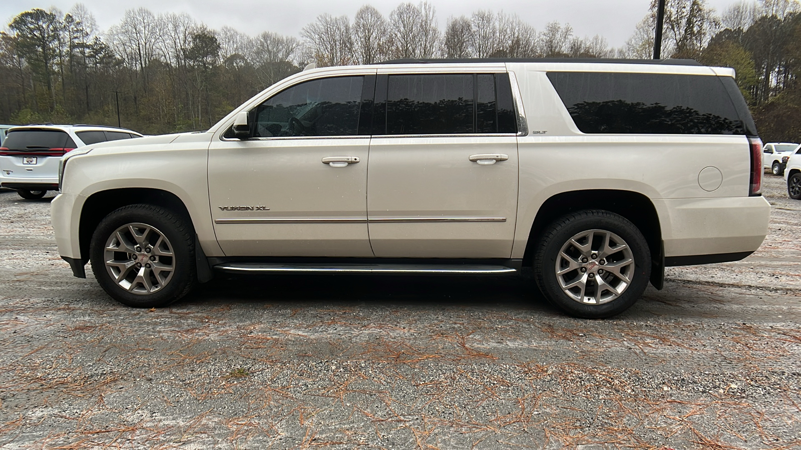 2015 GMC Yukon XL SLT 8