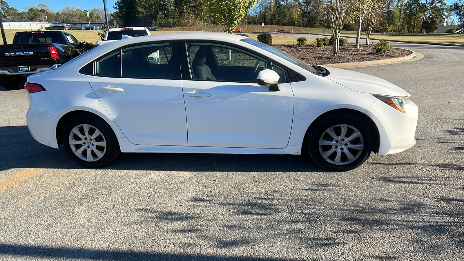 2021 Toyota Corolla LE 4