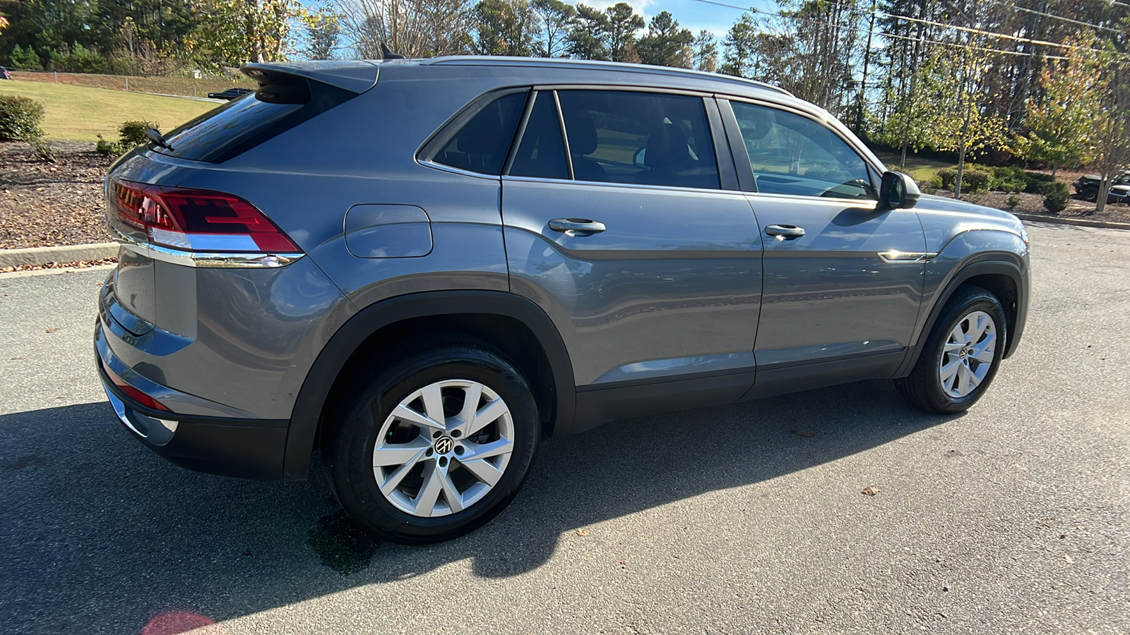 2021 Volkswagen Atlas Cross Sport 2.0T S 5