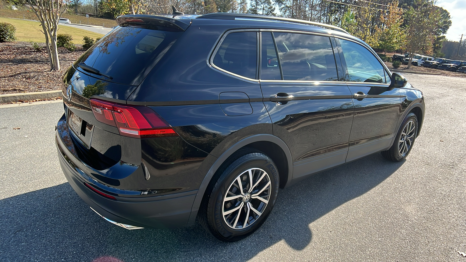 2021 Volkswagen Tiguan S 5