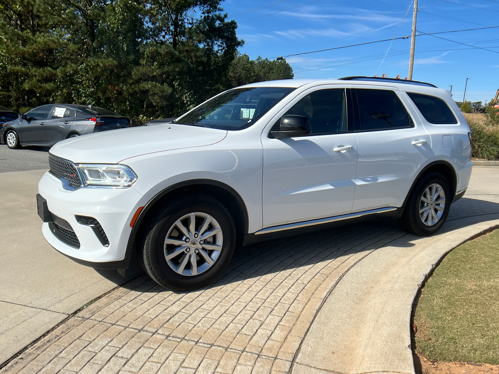 2023 Dodge Durango SXT 1