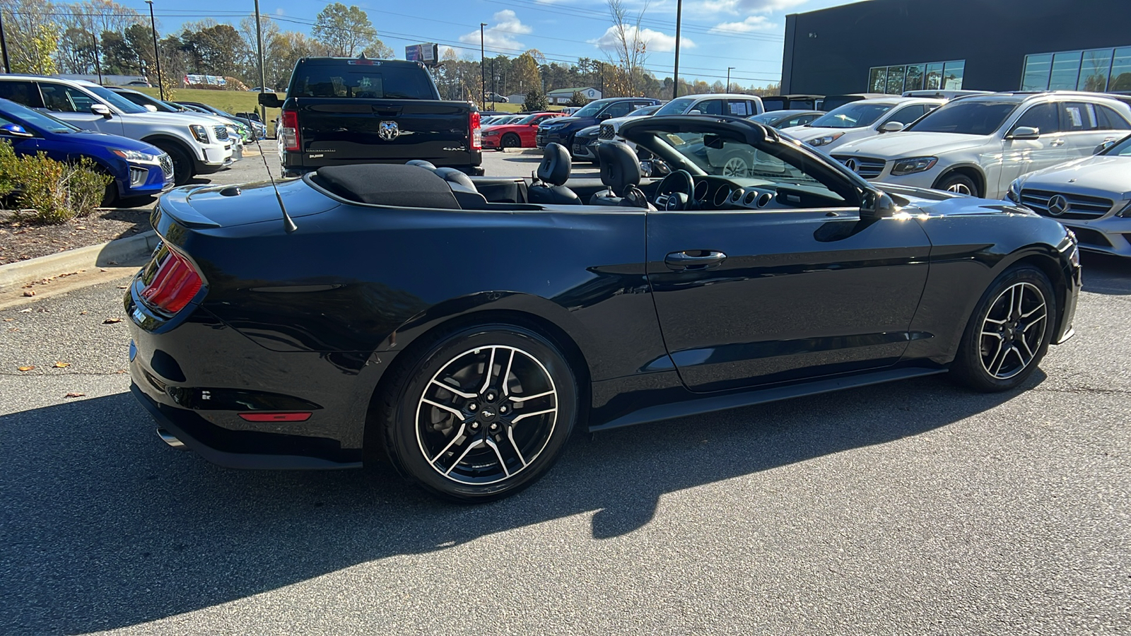 2022 Ford Mustang  5