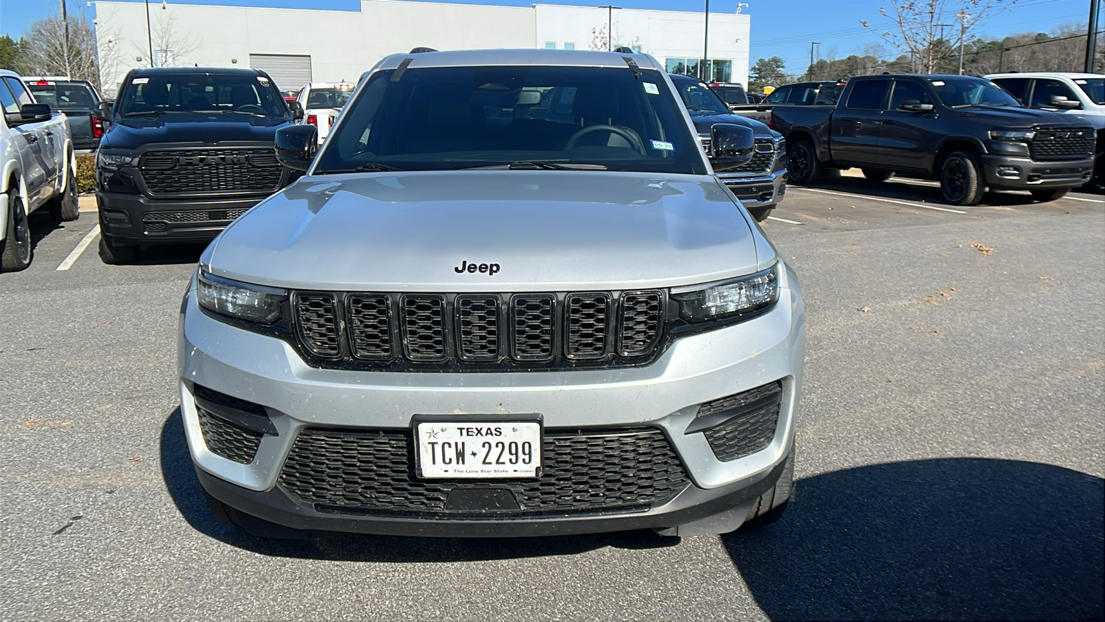 2023 Jeep Grand Cherokee Altitude 2