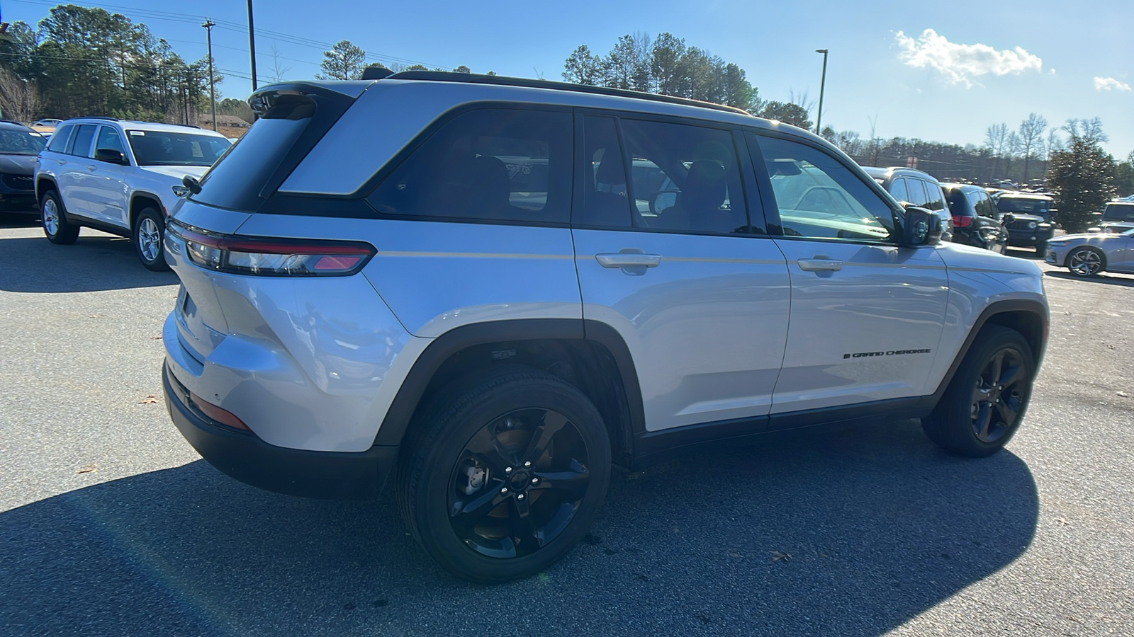 2023 Jeep Grand Cherokee Altitude 5