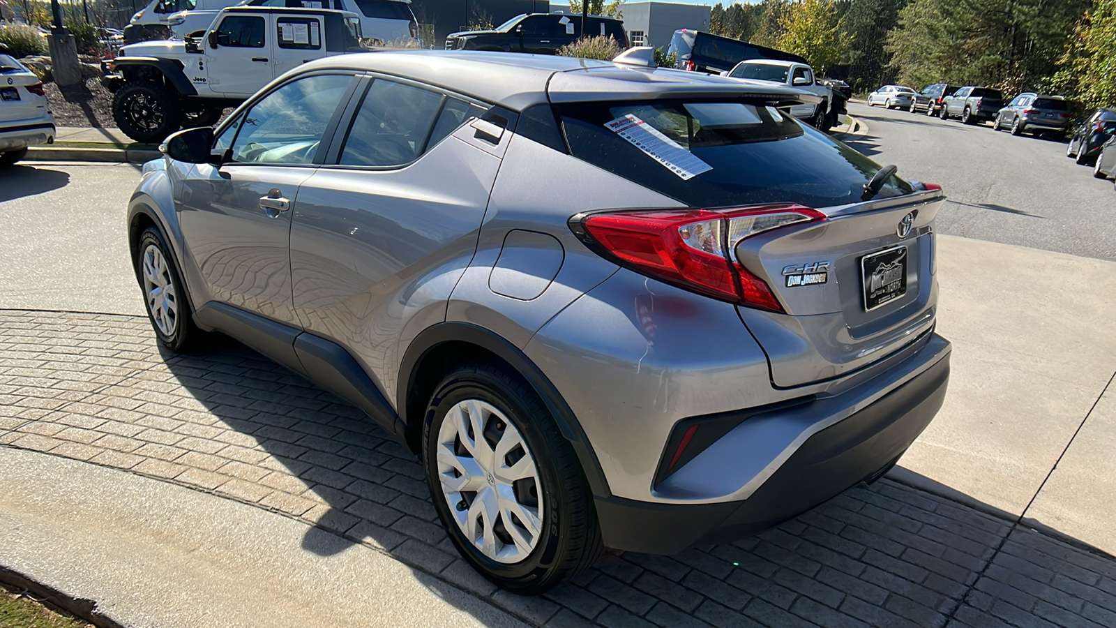 2019 Toyota C-HR LE 7