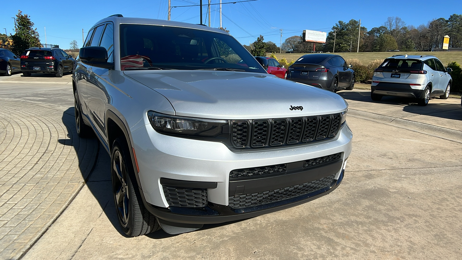 2023 Jeep Grand Cherokee L Altitude 3