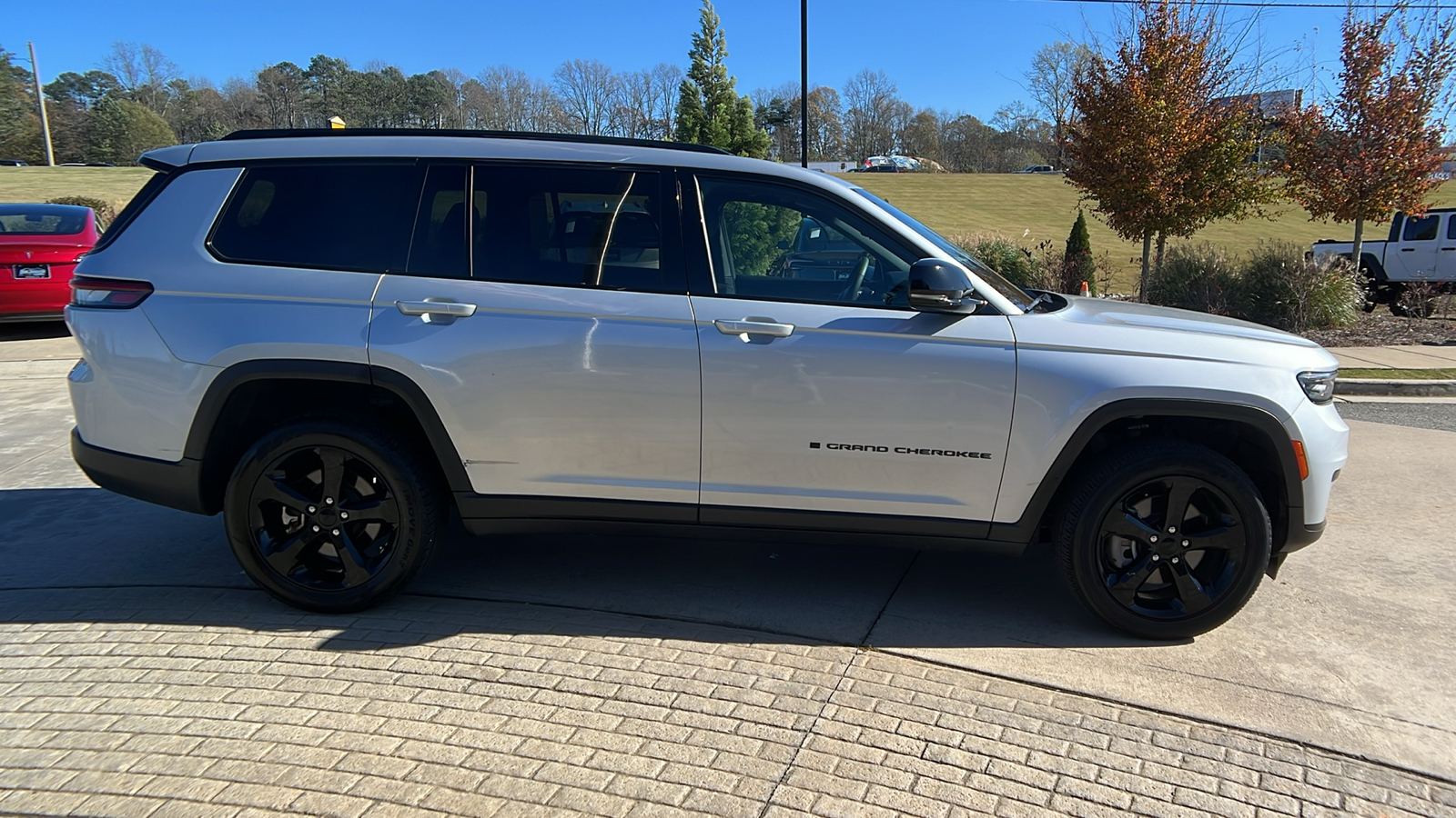 2023 Jeep Grand Cherokee L Altitude 4