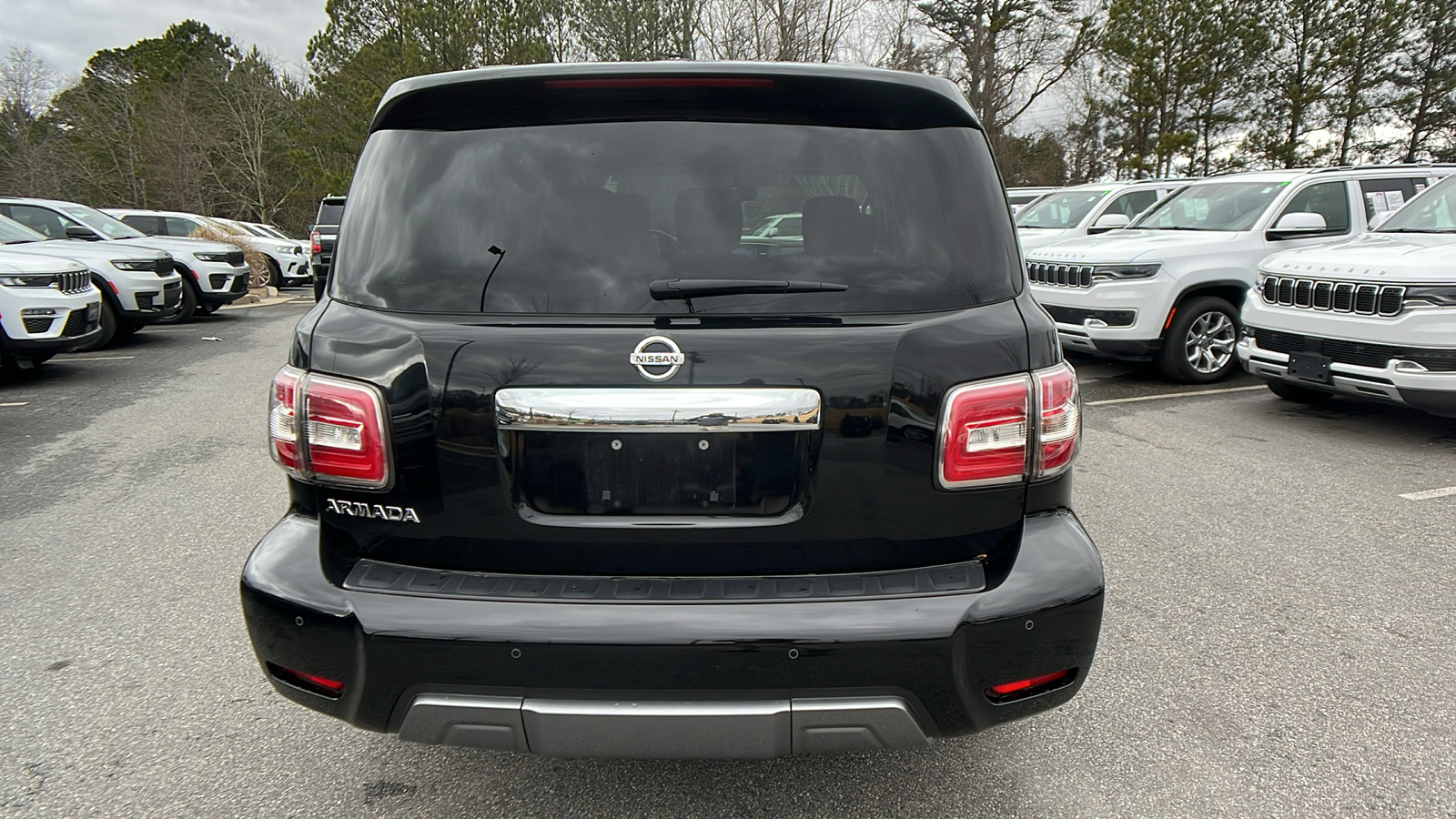 2020 Nissan Armada SV 6