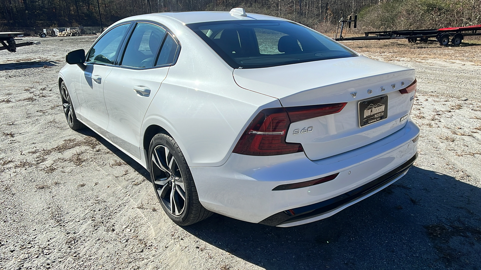 2024 Volvo S60 Core Dark Theme 7