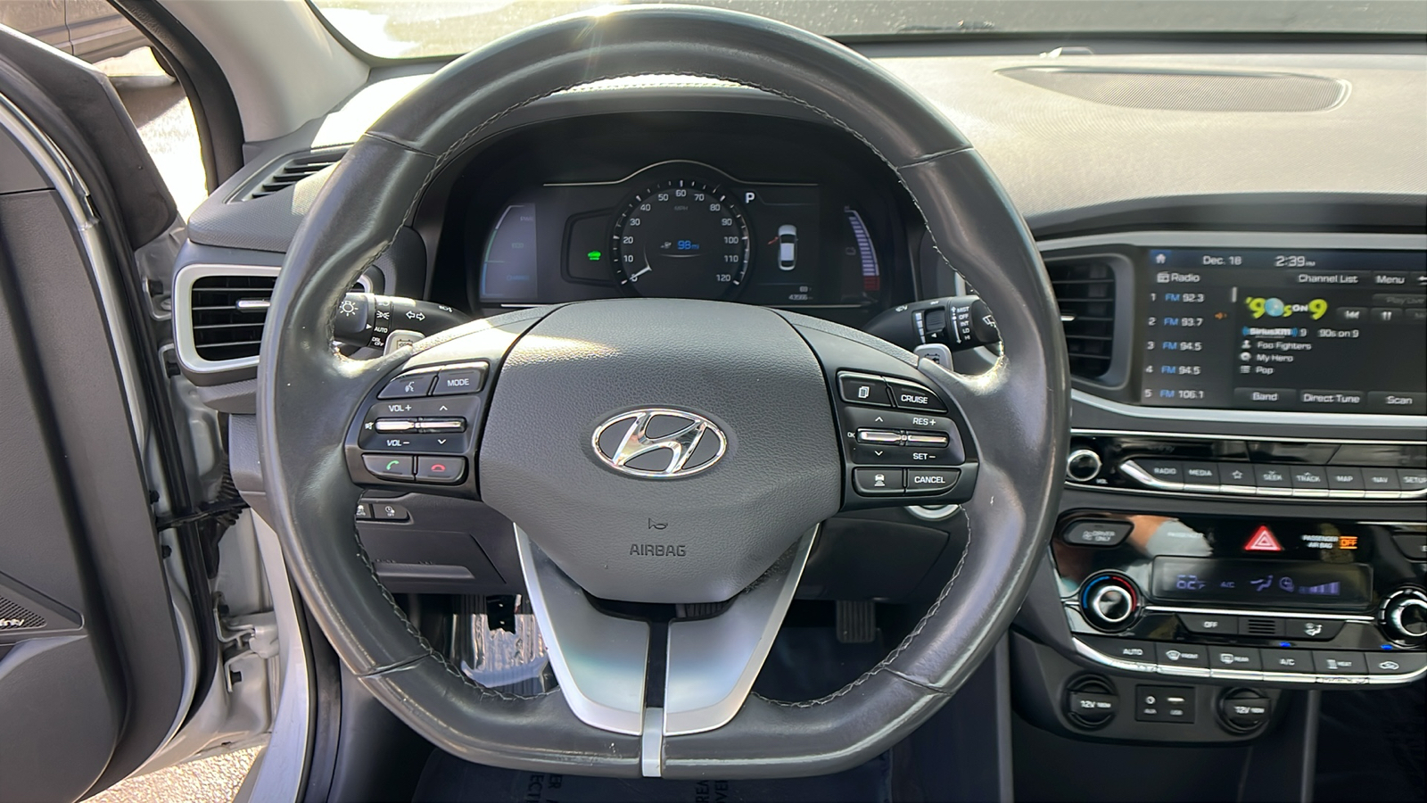 2019 Hyundai Ioniq Electric Limited 21