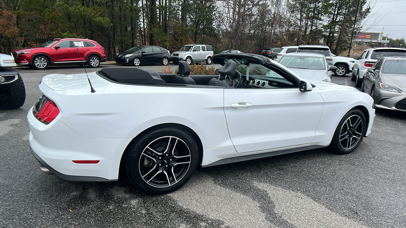 2022 Ford Mustang  5