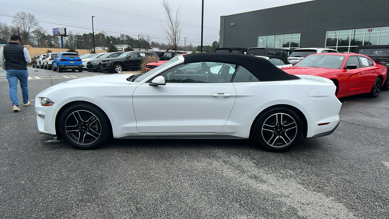 2022 Ford Mustang  9