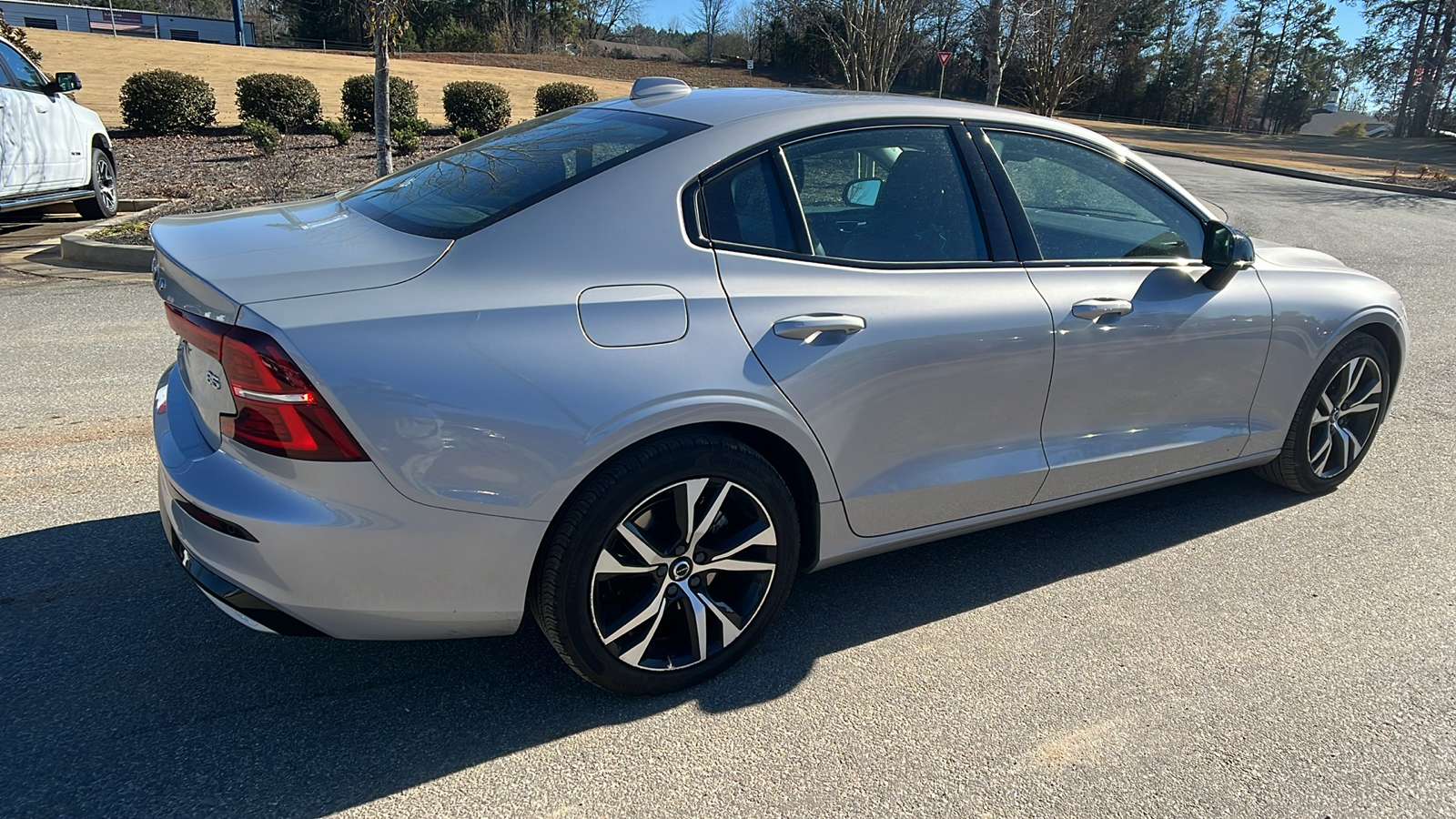 2024 Volvo S60 Core Dark Theme 5