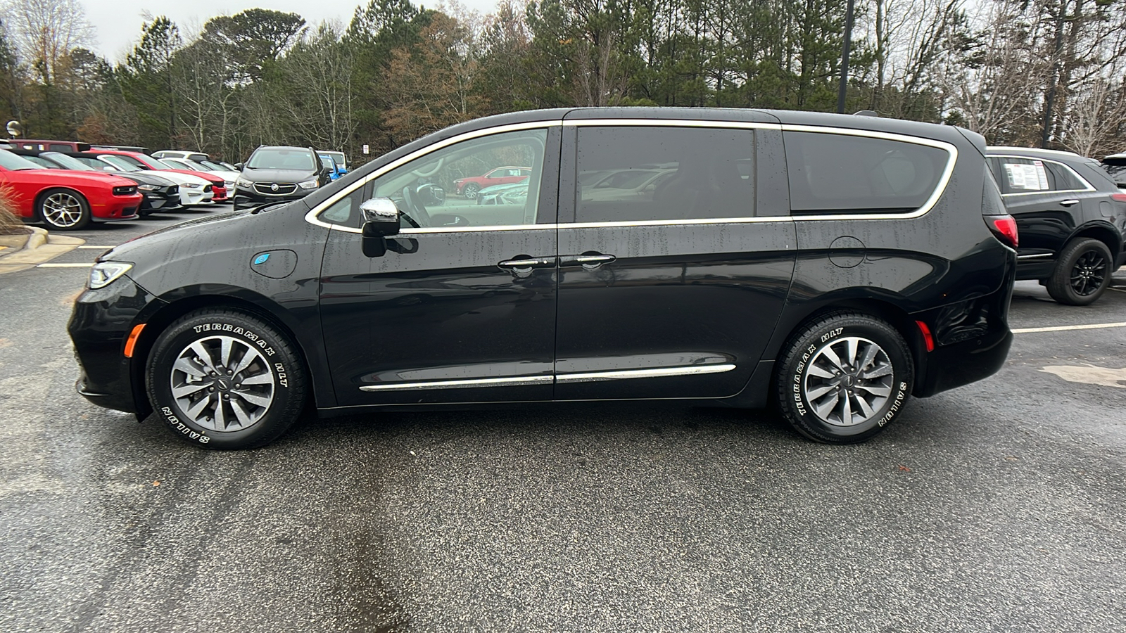 2022 Chrysler Pacifica Hybrid Limited 8