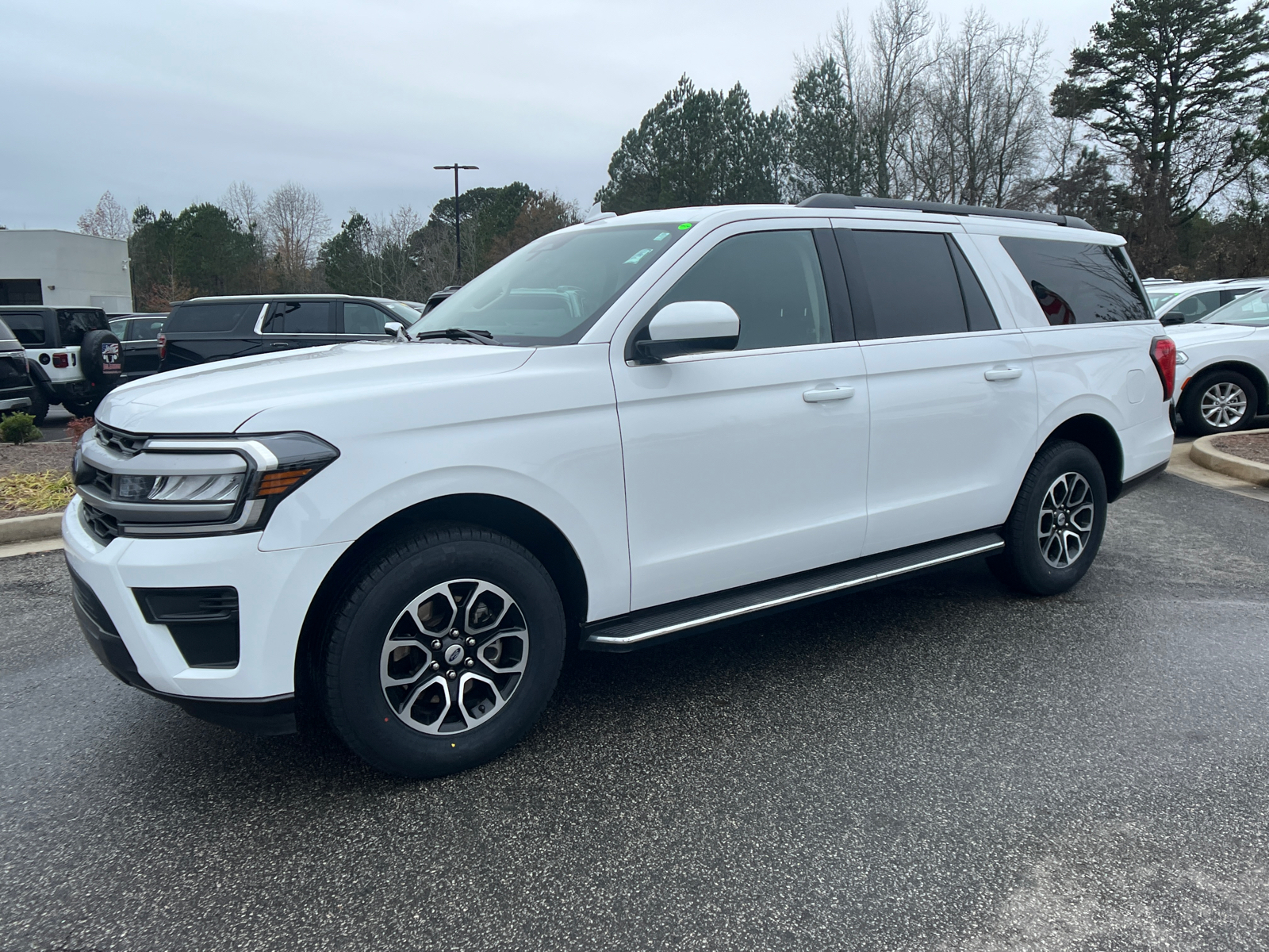 2023 Ford Expedition Max XLT 1