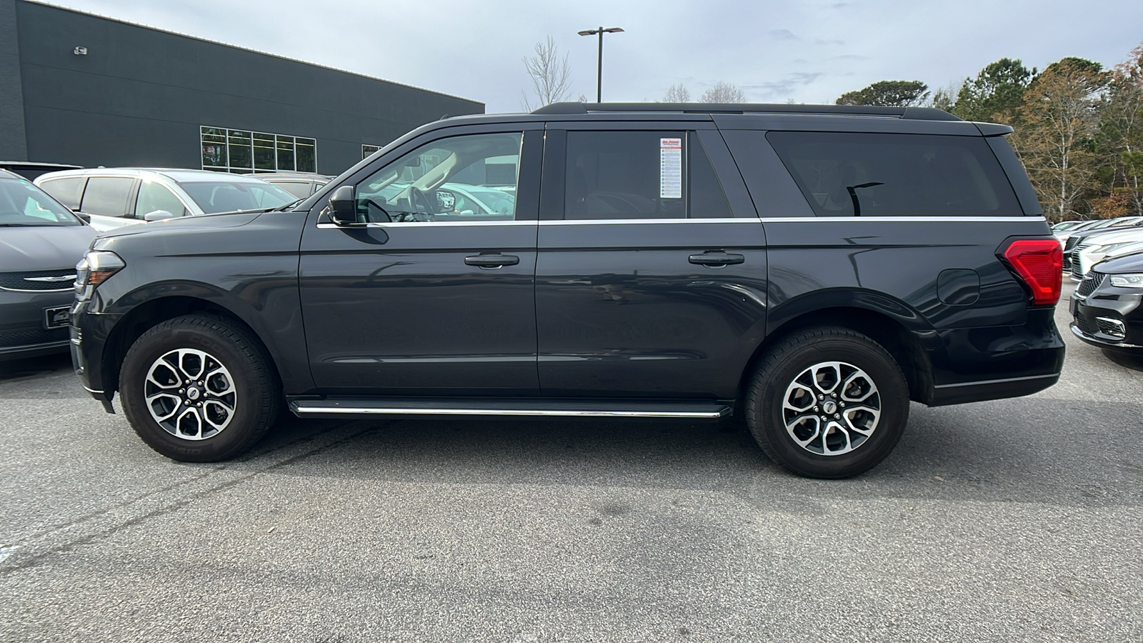 2023 Ford Expedition Max XLT 8