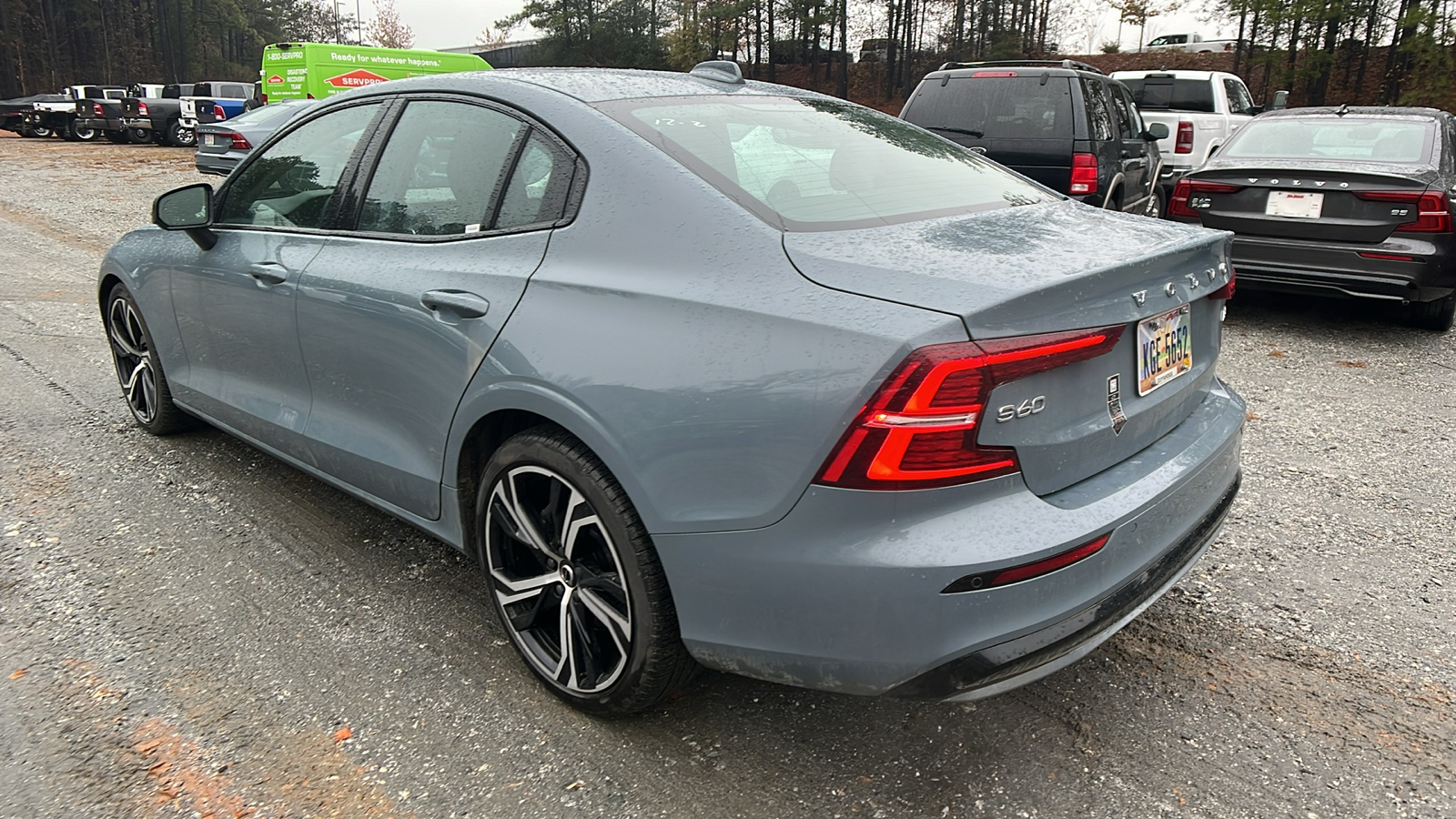 2024 Volvo S60 Core Dark Theme 7