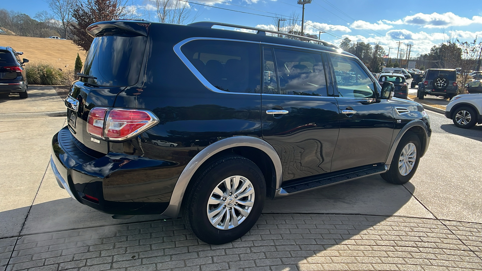 2018 Nissan Armada SV 5