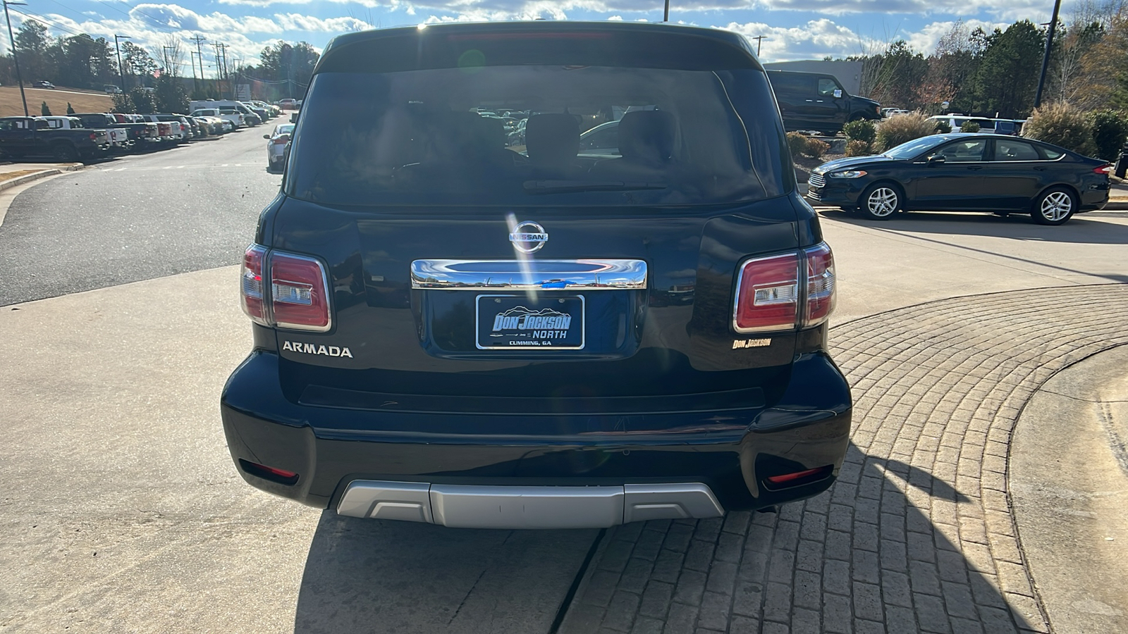 2018 Nissan Armada SV 6