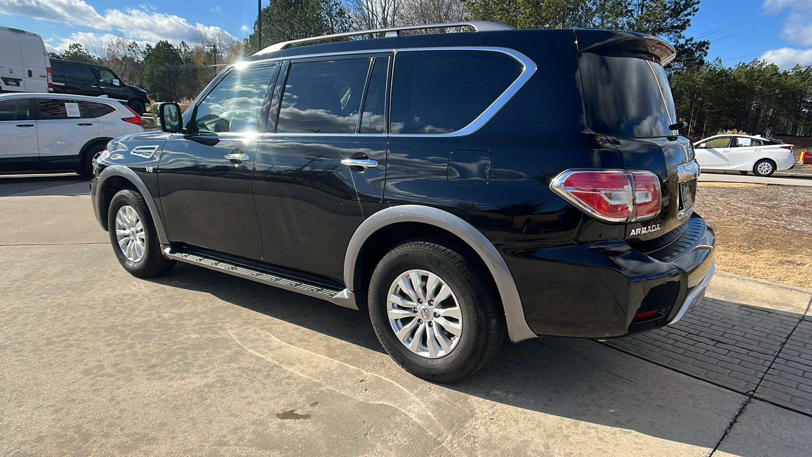 2018 Nissan Armada SV 7