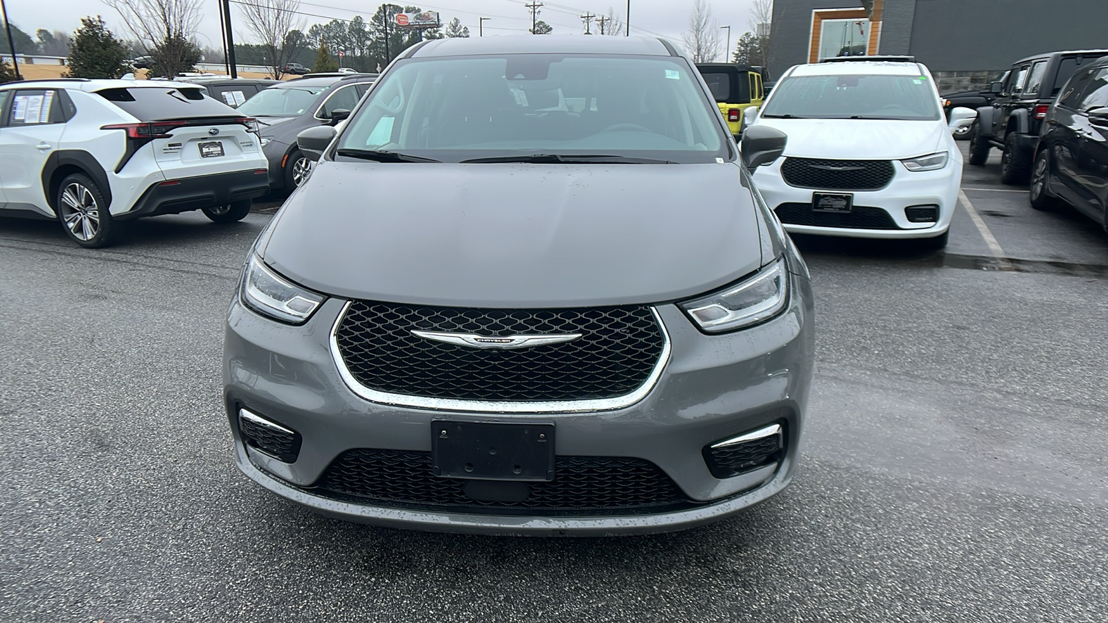 2022 Chrysler Pacifica Hybrid Touring L 2