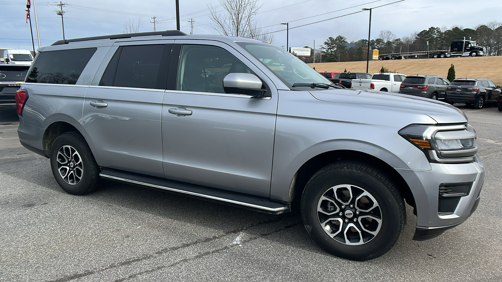 2023 Ford Expedition Max XLT 3