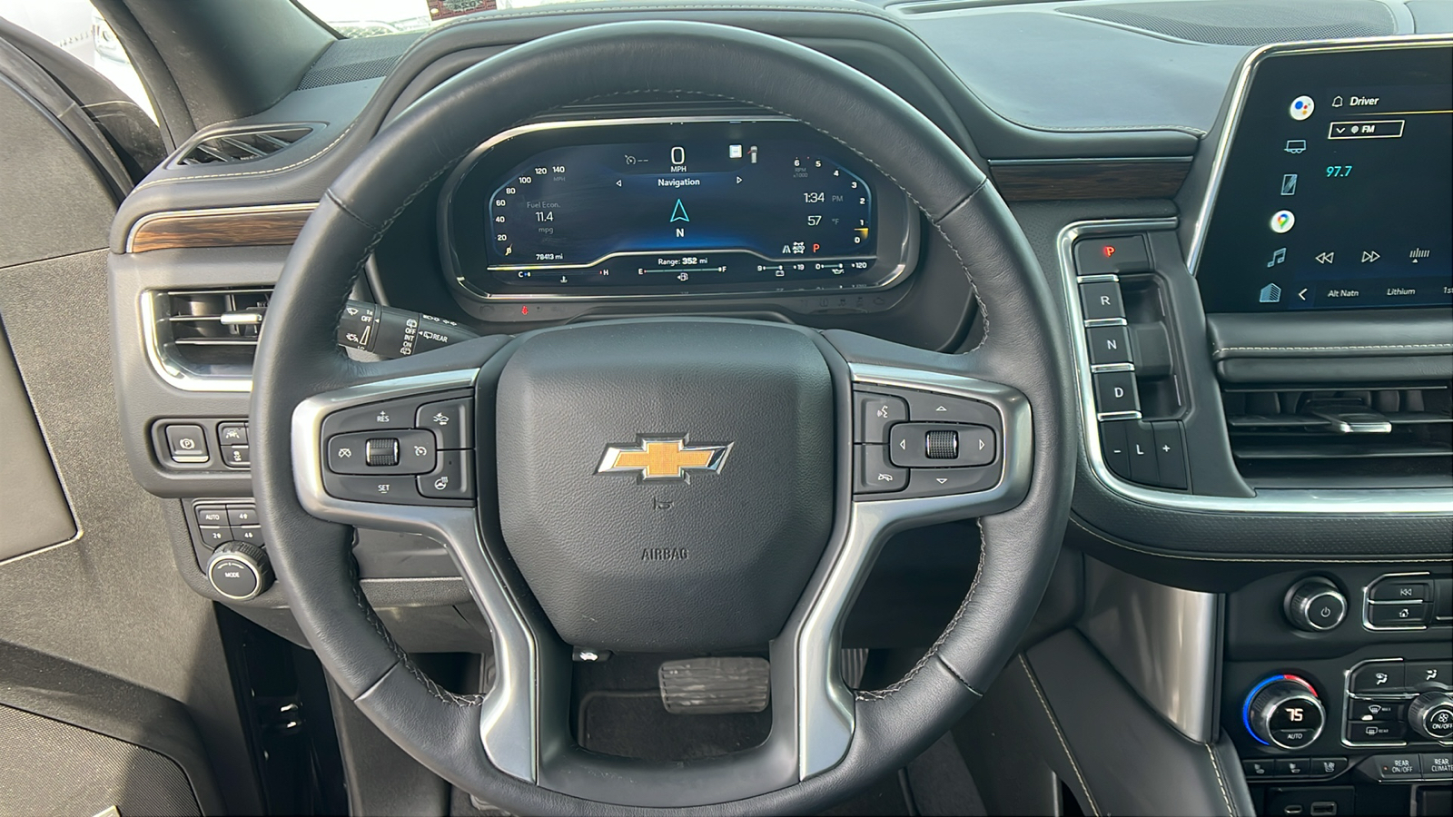 2022 Chevrolet Suburban Premier 22