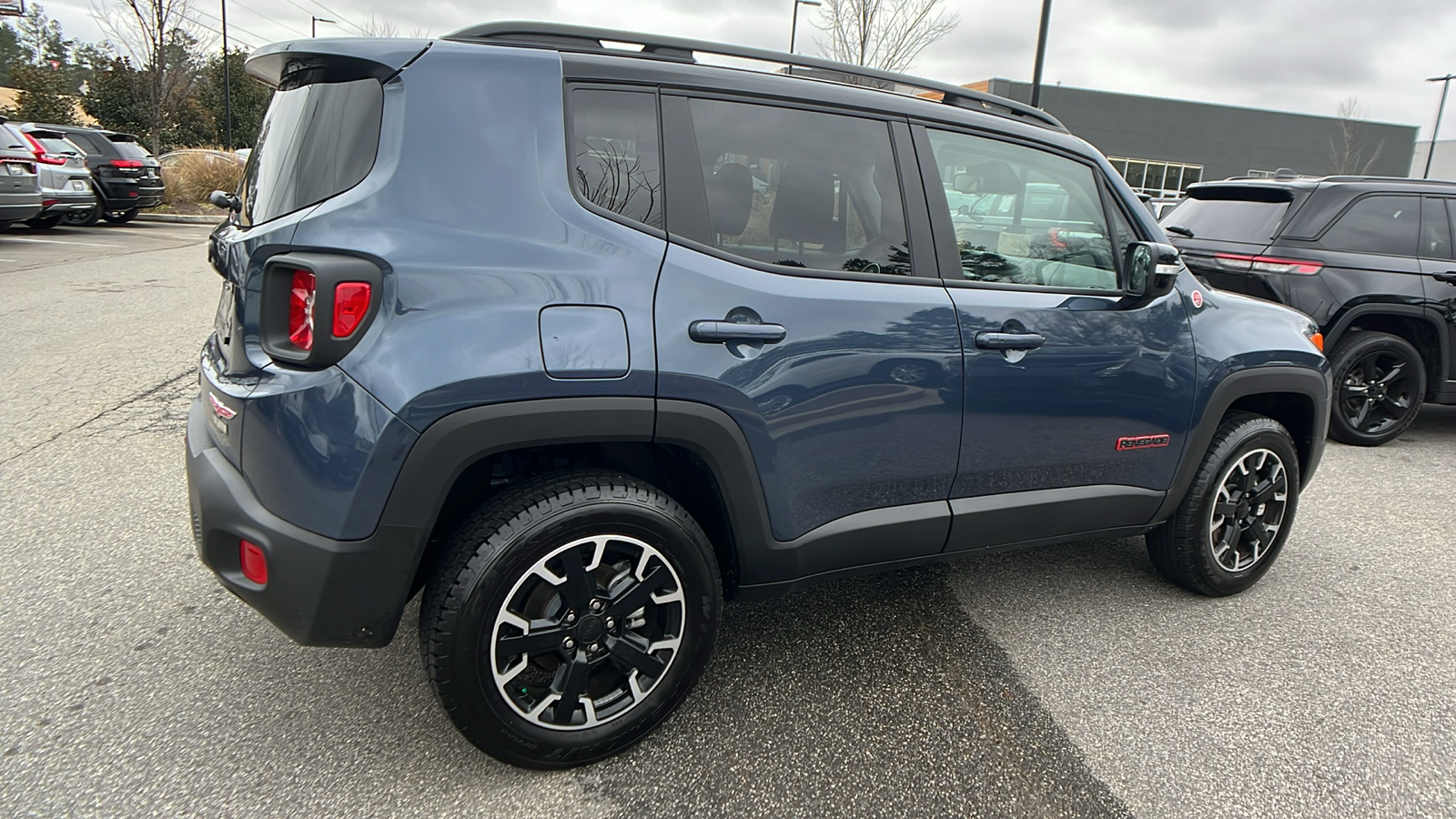 2023 Jeep Renegade Trailhawk 5