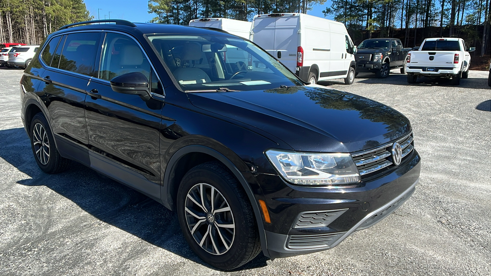 2019 Volkswagen Tiguan SE 3