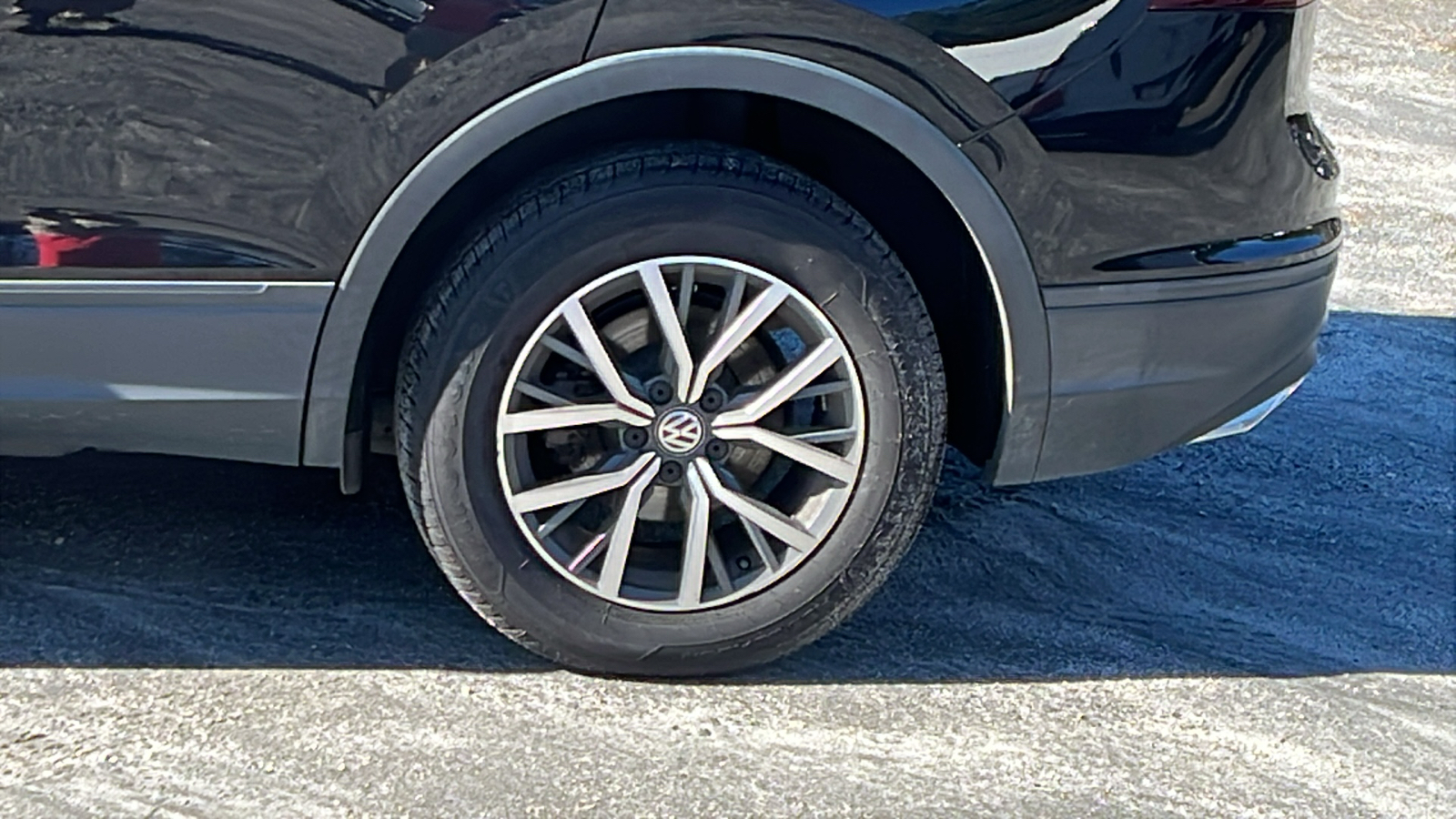 2019 Volkswagen Tiguan SE 9