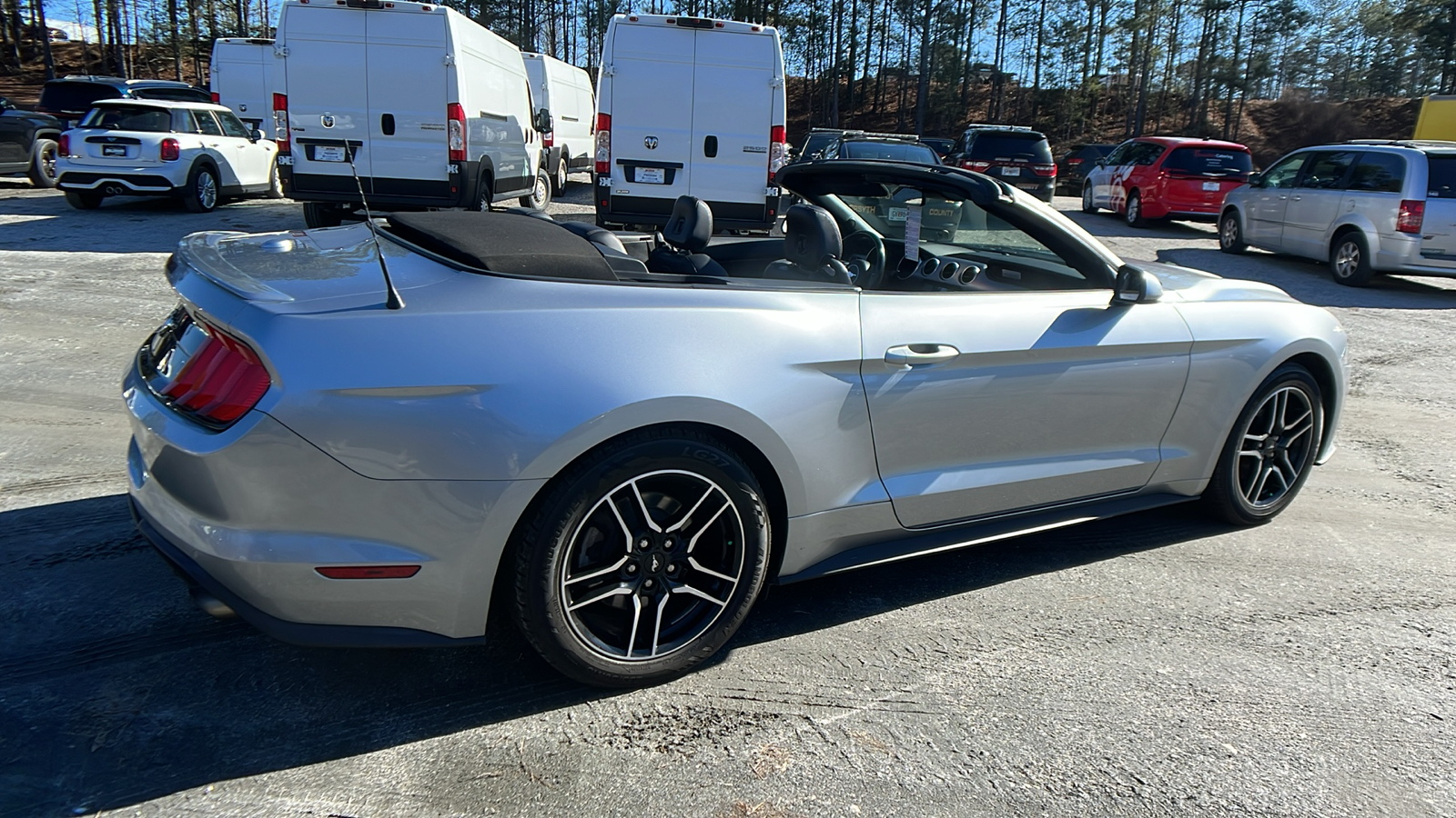 2022 Ford Mustang  5