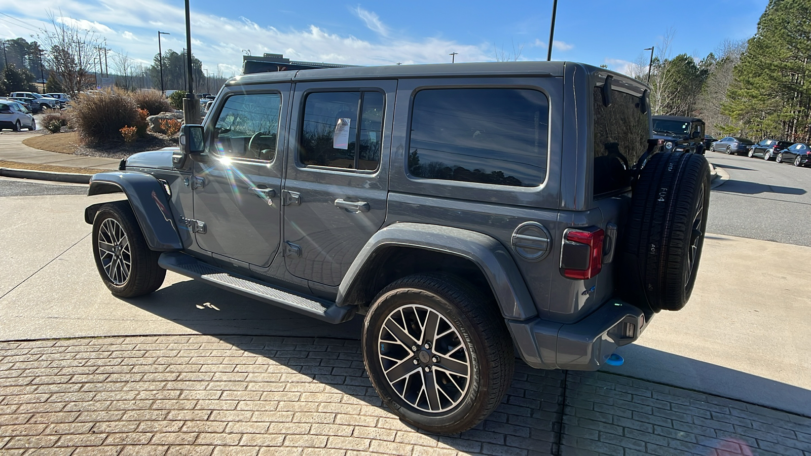 2023 Jeep Wrangler 4xe Sahara High Altitude 7