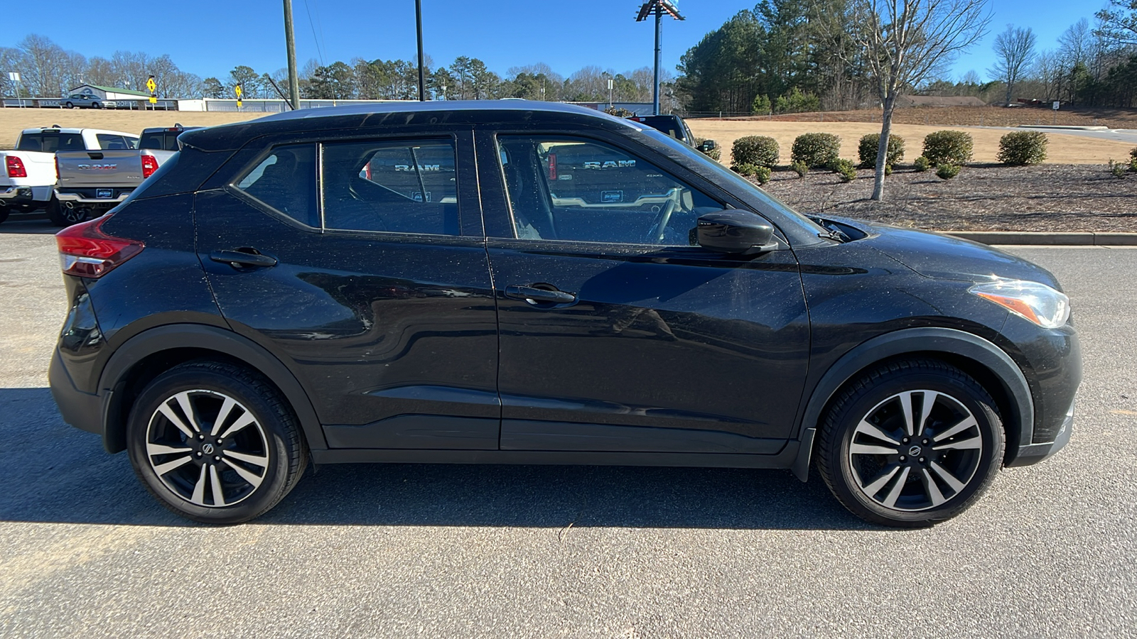 2020 Nissan Kicks SV 4