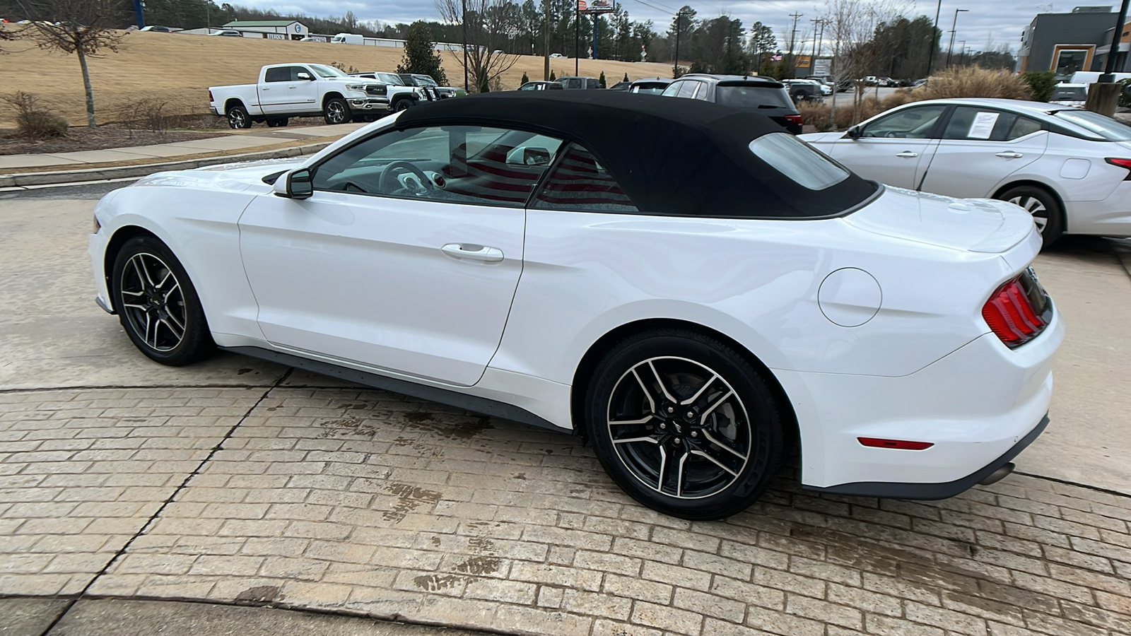 2023 Ford Mustang  9