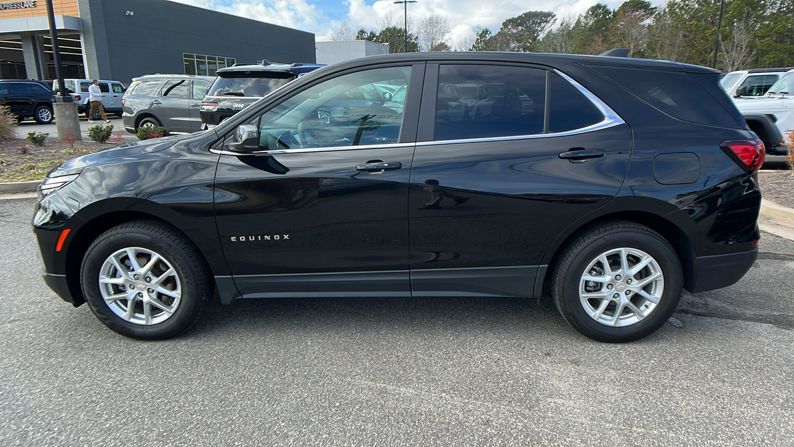 2023 Chevrolet Equinox LT 8