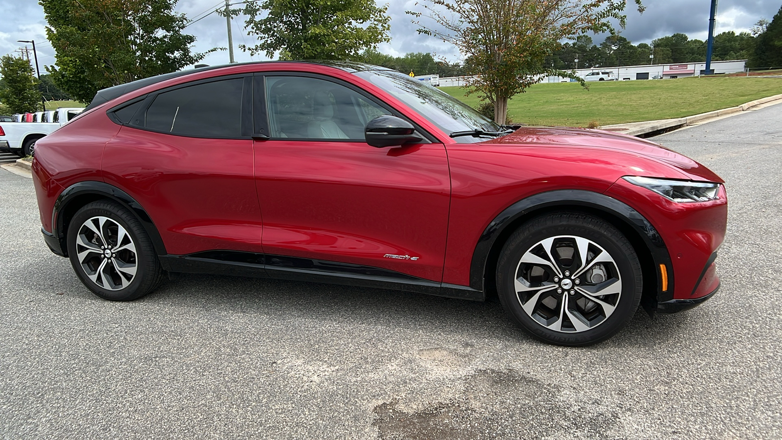 2022 Ford Mustang Mach-E Premium 4