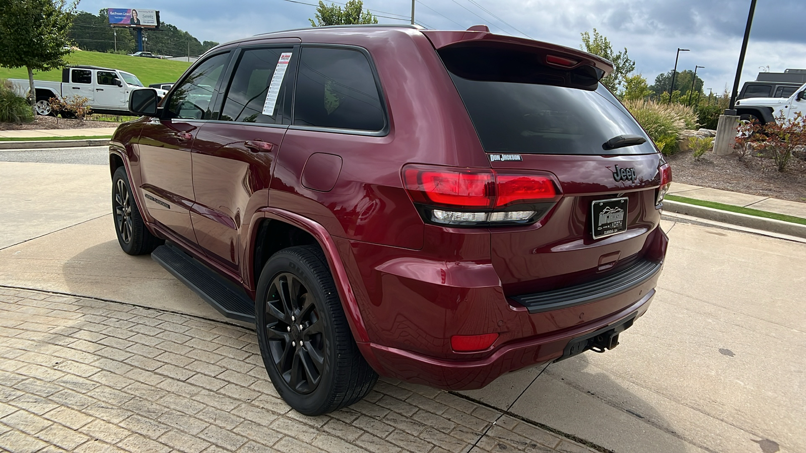 2020 Jeep Grand Cherokee Altitude 7