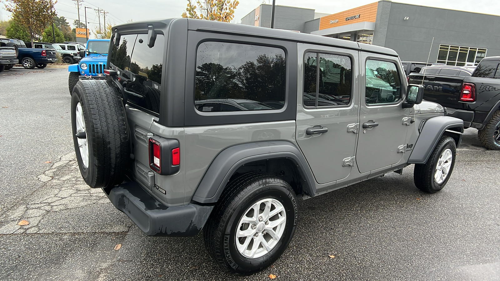 2023 Jeep Wrangler Sport S 5