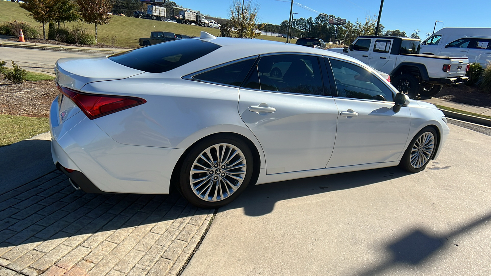 2019 Toyota Avalon XLE 5