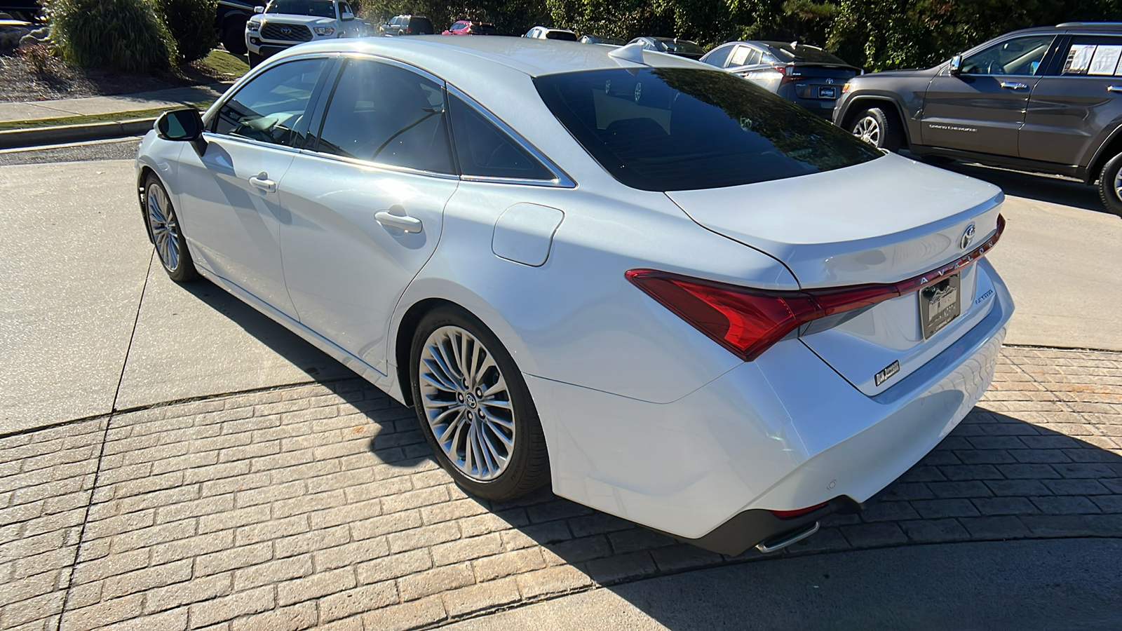 2019 Toyota Avalon XLE 7