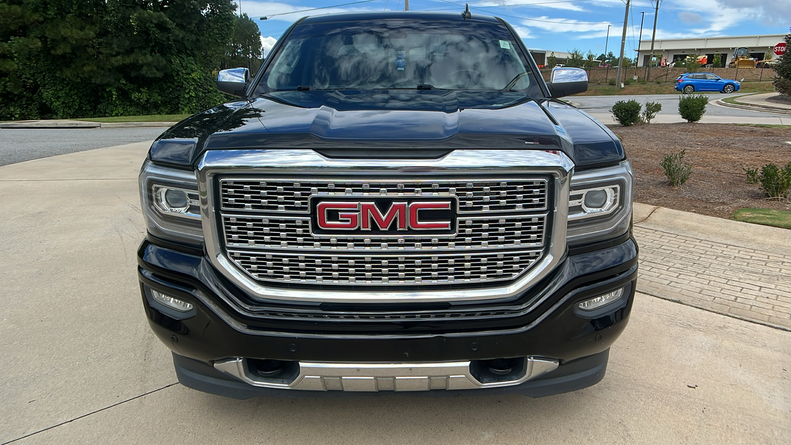 2018 GMC Sierra 1500 Denali 2