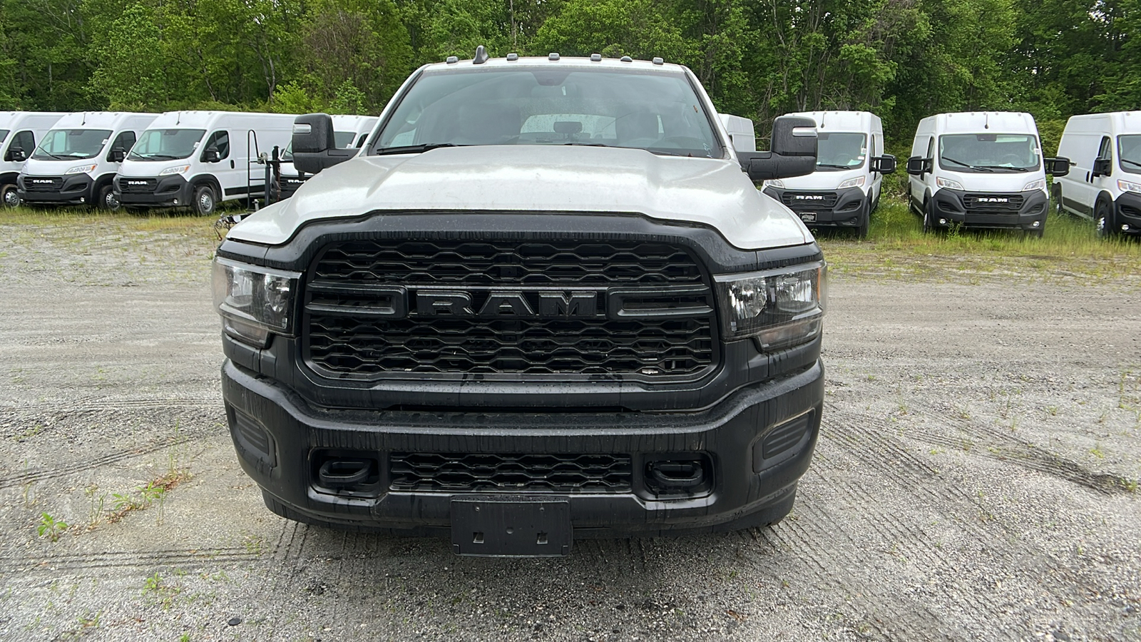 2023 Ram 3500 Chassis Cab Tradesman 2