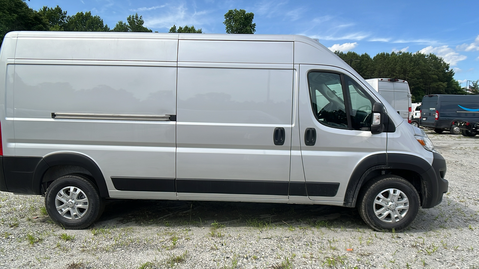 2024 Ram ProMaster Cargo Van SLT 4