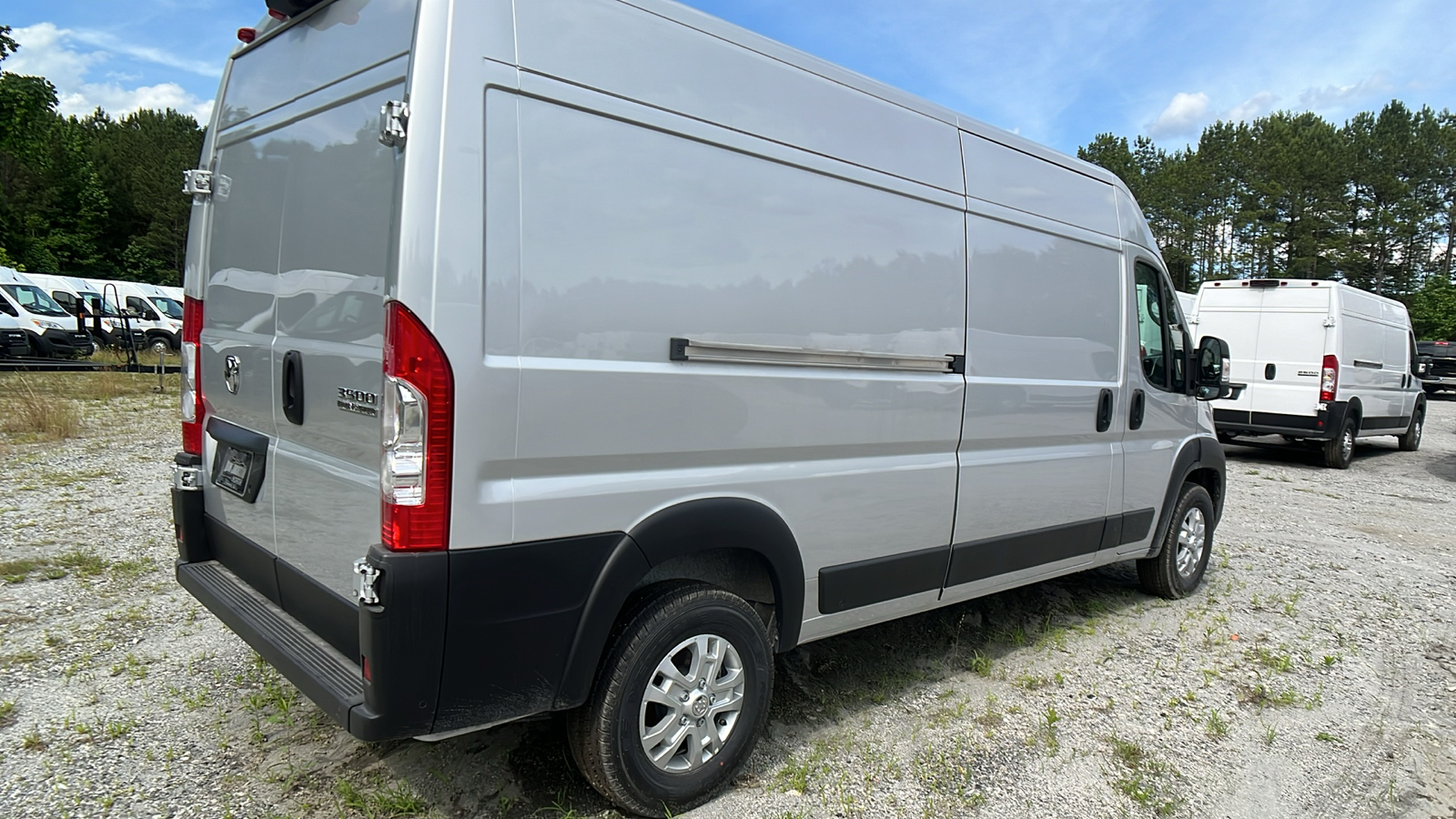 2024 Ram ProMaster Cargo Van SLT 5