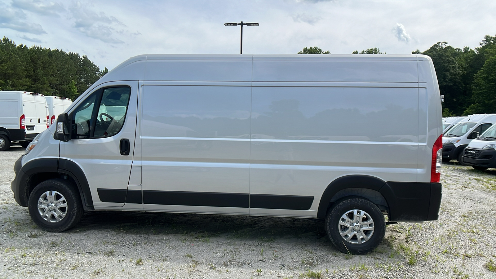 2024 Ram ProMaster Cargo Van SLT 8