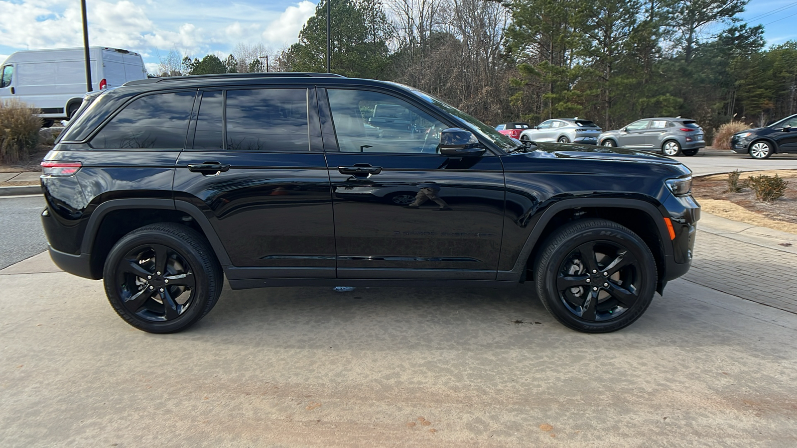 2024 Jeep Grand Cherokee Altitude X 4