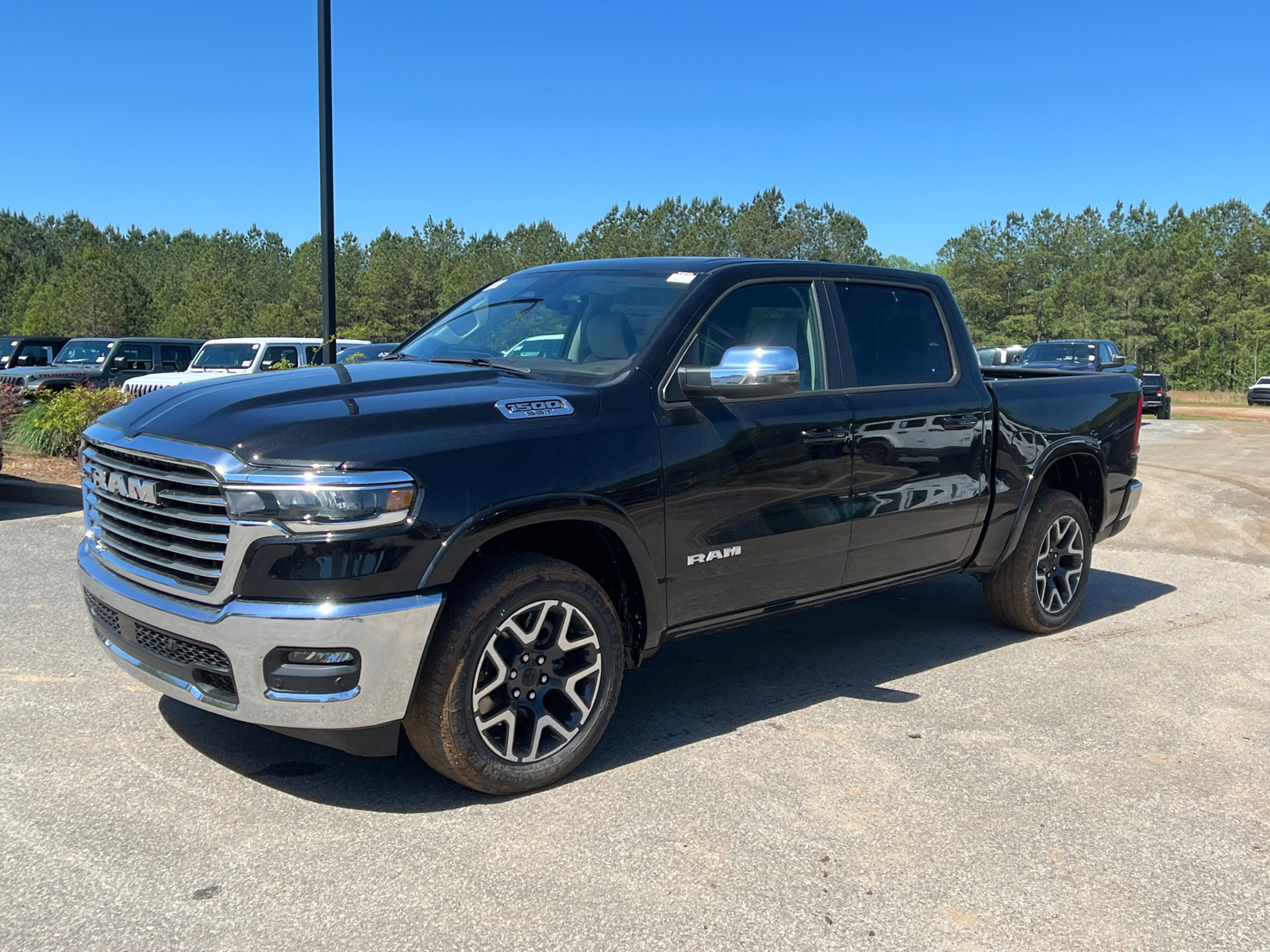 2025 Ram 1500 Laramie 1