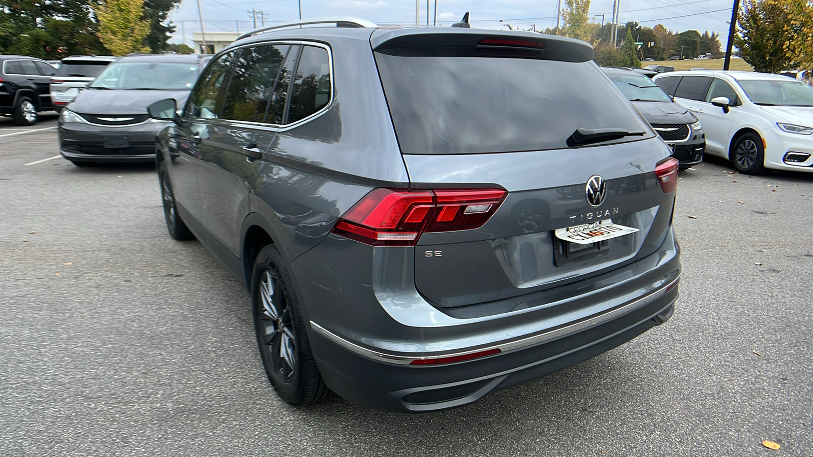 2023 Volkswagen Tiguan SE 7