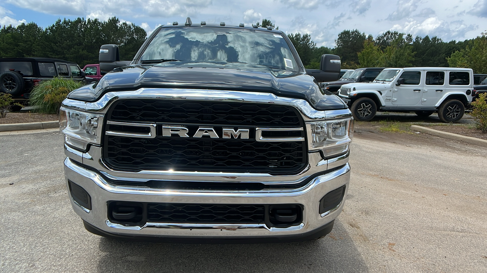 2024 Ram 2500 Tradesman 2