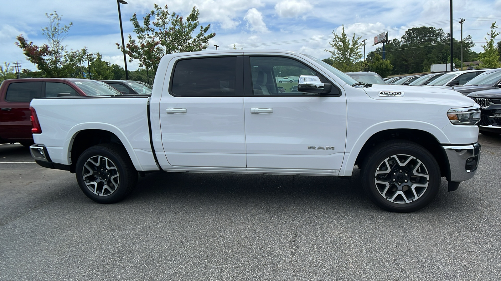 2025 Ram 1500 Laramie 4